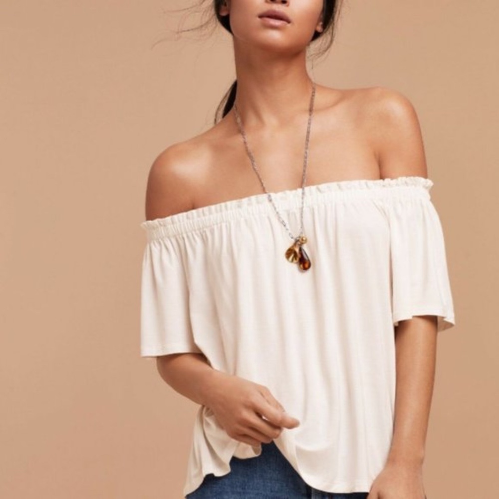 Pink Wilfred Satre off the shoulder tee